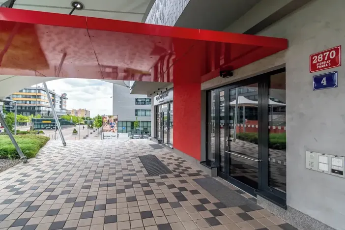 Pronájem bytu 2+kk, Praha - Stodůlky, náměstí Junkových, 49 m2