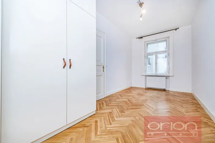 Pronájem bytu 3+1, Praha - Smíchov, Zborovská, 89 m2