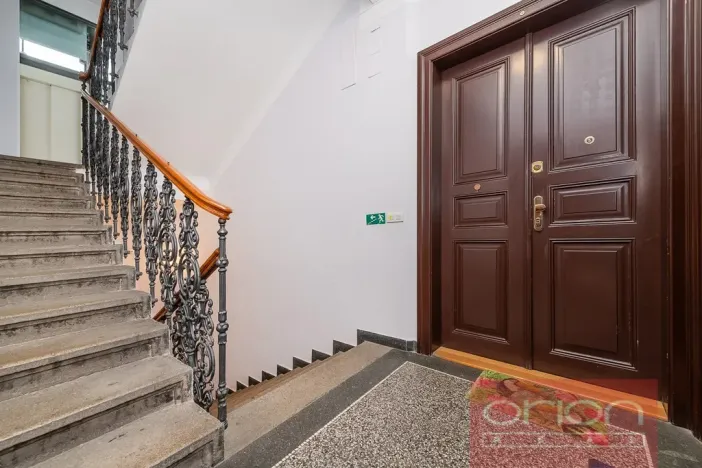 Pronájem bytu 3+1, Praha - Smíchov, Zborovská, 89 m2