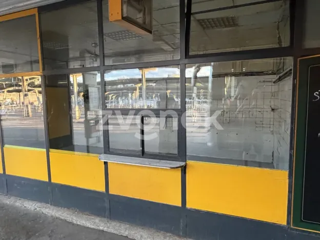 Pronájem obchodního prostoru, Zlín, Trávník, 21 m2