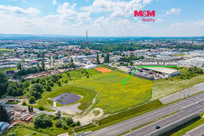 Prodej komerčního pozemku, Vráto, 15724 m2