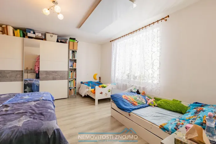 Prodej vícegeneračního domu, Práče, 180 m2
