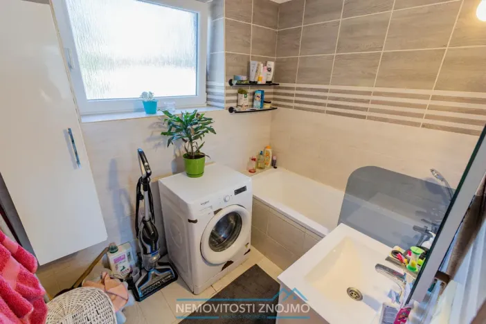 Prodej vícegeneračního domu, Práče, 180 m2