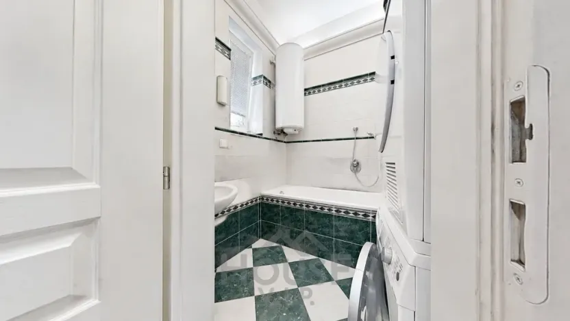 Prodej bytu 3+1, Praha - Vinohrady, Na Folimance, 75 m2