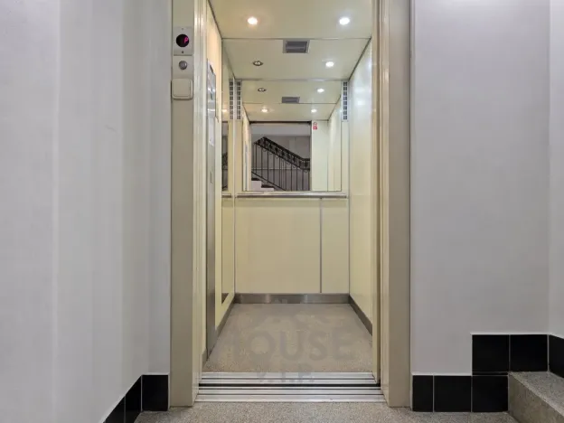 Prodej bytu 3+1, Praha - Vinohrady, Na Folimance, 75 m2