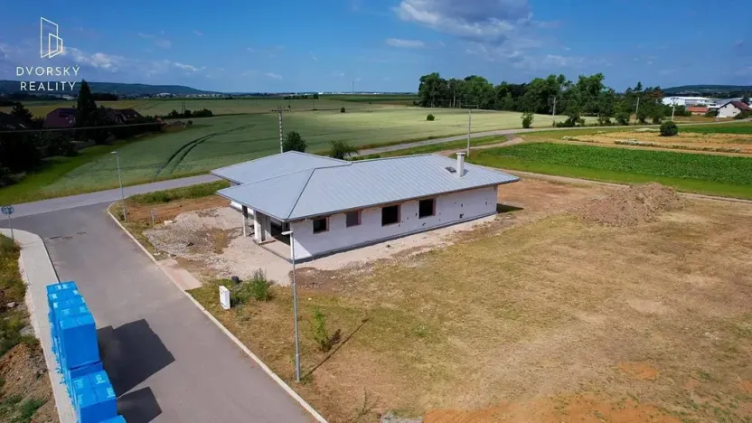 Prodej rodinného domu, Sukorady, 240 m2