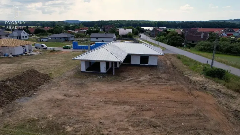 Prodej rodinného domu, Sukorady, 240 m2