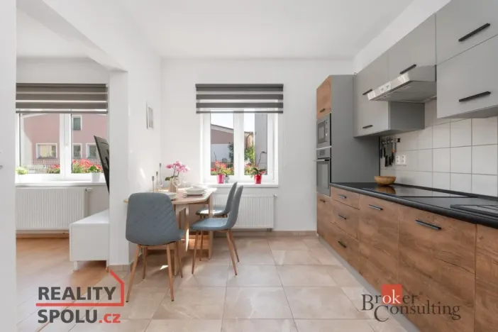 Pronájem rodinného domu, Úpice, Regnerova, 90 m2