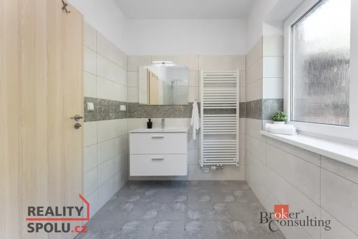 Pronájem rodinného domu, Úpice, Regnerova, 90 m2