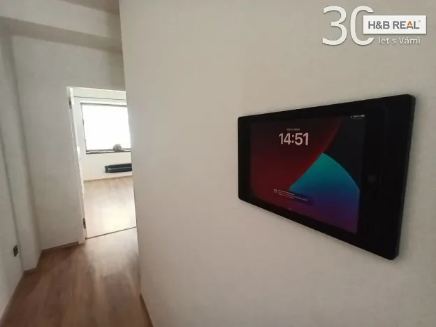 Pronájem kanceláře, Zlín, Rašínova, 58 m2