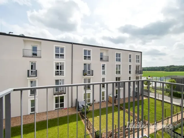 Pronájem bytu 2+kk, Jesenice, Cedrová, 69 m2