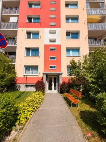 Prodej bytu 2+kk, Liberec - Liberec XXV-Vesec, Holubova, 43 m2