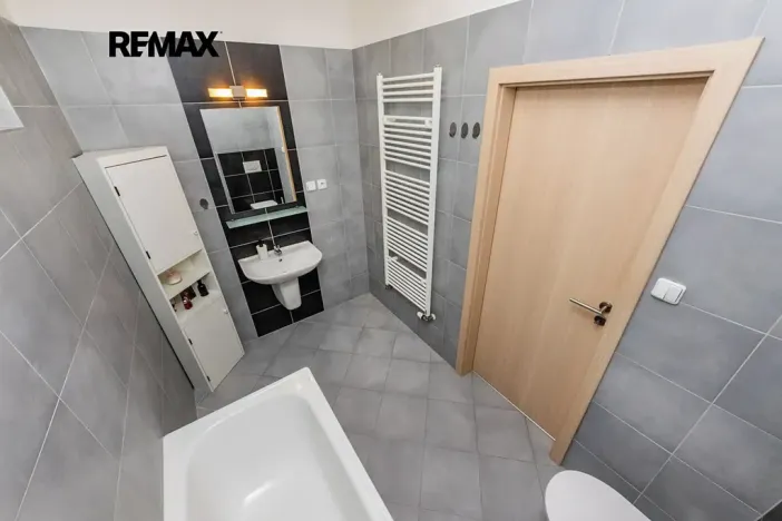 Prodej bytu 2+kk, Praha - Vršovice, Karpatská, 49 m2