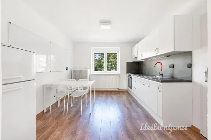 Pronájem bytu 2+1, Kladno, Havlíčkova, 54 m2
