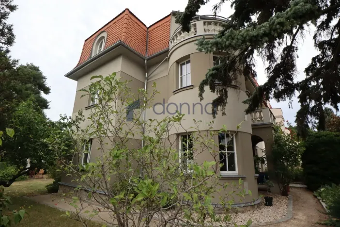 Pronájem bytu 3+kk, Praha, Pod lázní, 80 m2