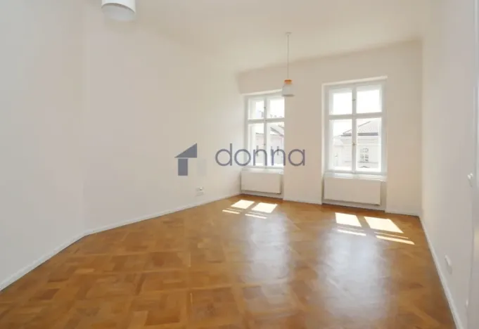 Pronájem bytu 3+1, Praha, Rumunská, 118 m2