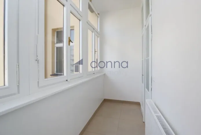 Pronájem bytu 3+1, Praha, Rumunská, 118 m2