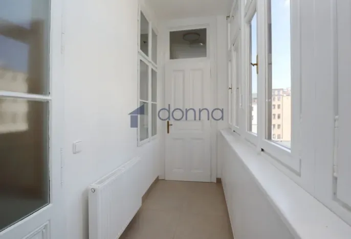 Pronájem bytu 3+1, Praha, Rumunská, 118 m2