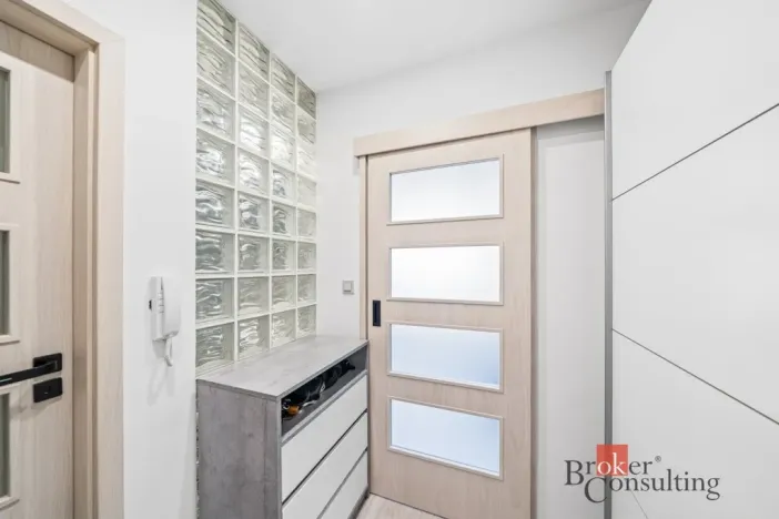 Pronájem bytu 1+kk, Plzeň - Bolevec, Kralovická, 32 m2