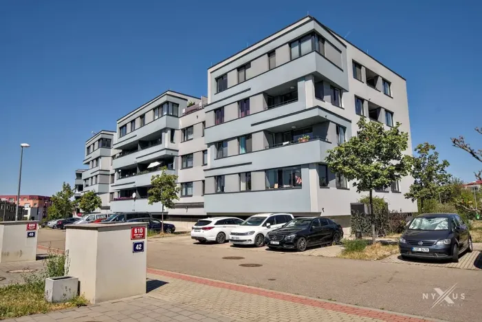 Pronájem bytu 2+kk, Praha - Černý Most, Mrázkova, 46 m2