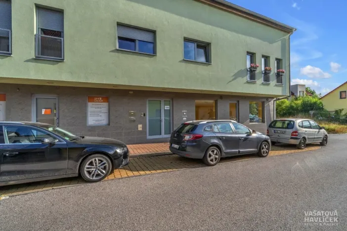 Pronájem obchodního prostoru, Přelouč, Tůmy Přeloučského, 64 m2