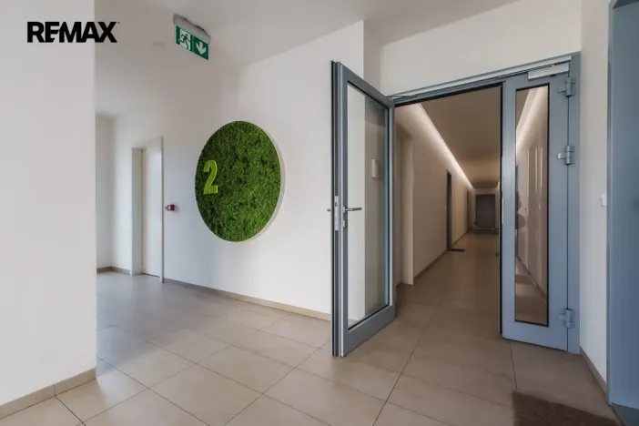 Pronájem bytu 1+kk, Praha - Libeň, U Vlachovky, 31 m2