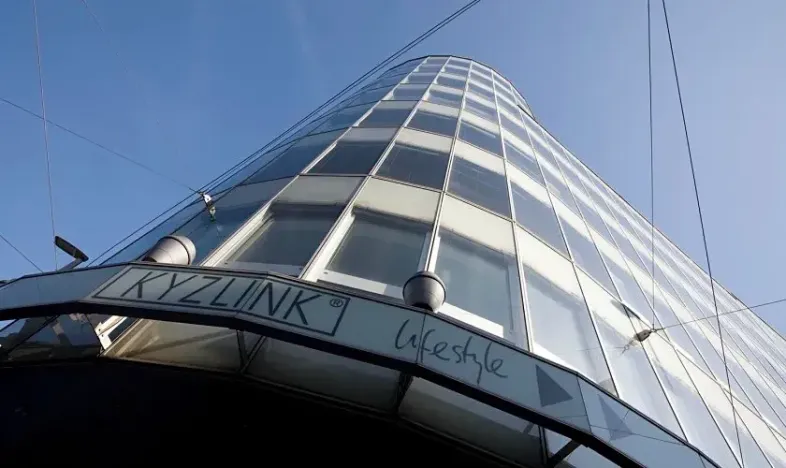 Pronájem kanceláře, Praha - Smíchov, Plzeňská, 375 m2
