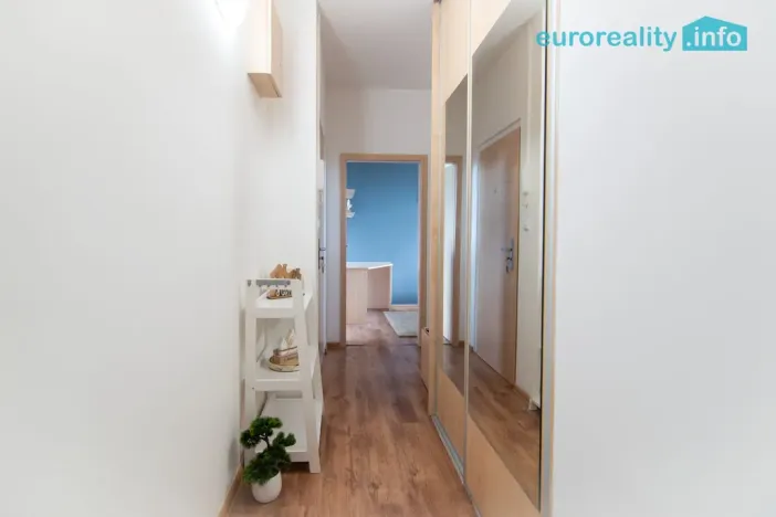 Pronájem bytu 2+kk, Doksy, Sochorova, 42 m2