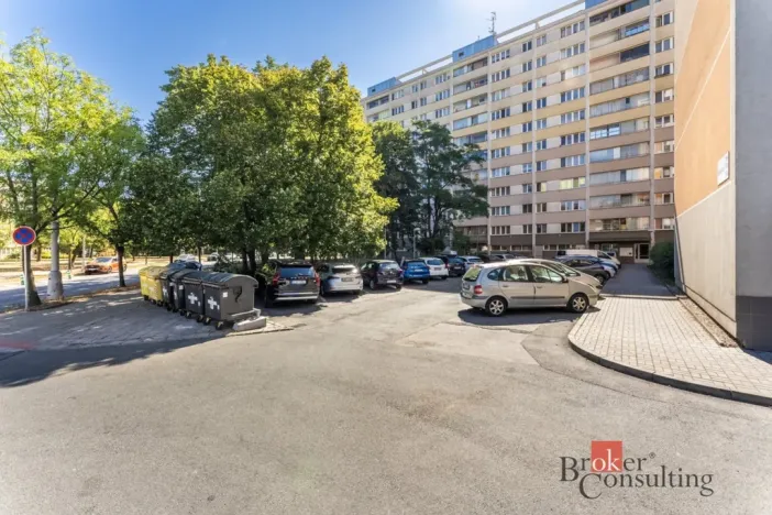 Prodej bytu 3+1, Hradec Králové - Slezské Předměstí, Severní, 53 m2