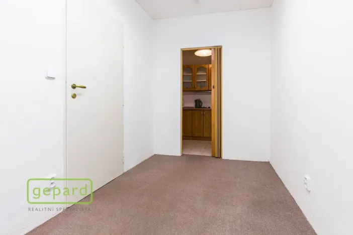 Pronájem bytu 1+kk, Praha - Holešovice, Pplk. Sochora, 41 m2