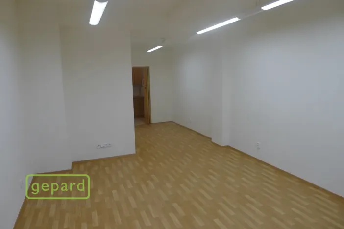 Pronájem bytu 1+kk, Praha - Holešovice, Pplk. Sochora, 41 m2