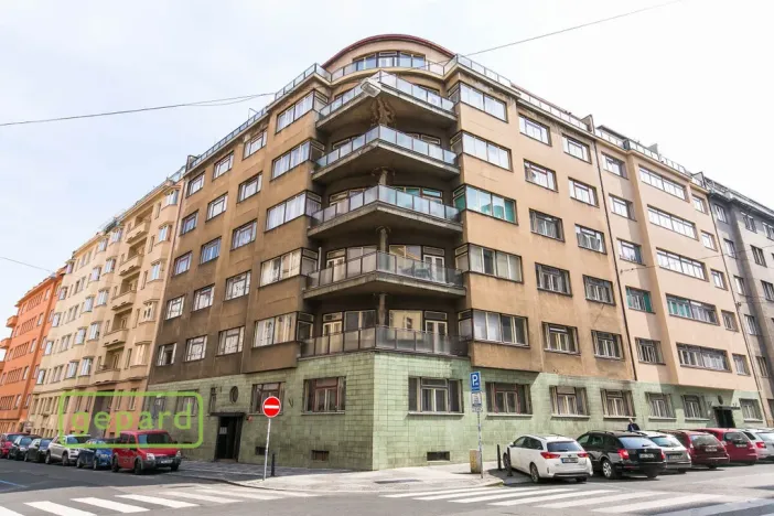 Pronájem bytu 1+kk, Praha - Holešovice, Pplk. Sochora, 41 m2