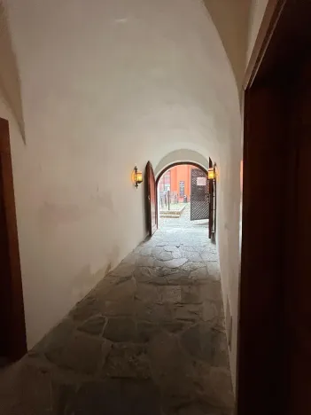 Pronájem obchodního prostoru, Kolín, Na Hradbách, 164 m2