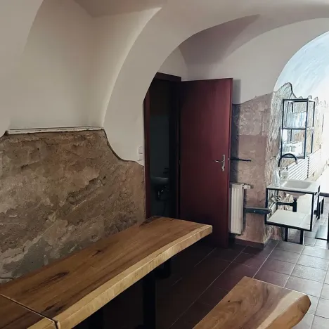 Pronájem obchodního prostoru, Kolín, Na Hradbách, 164 m2