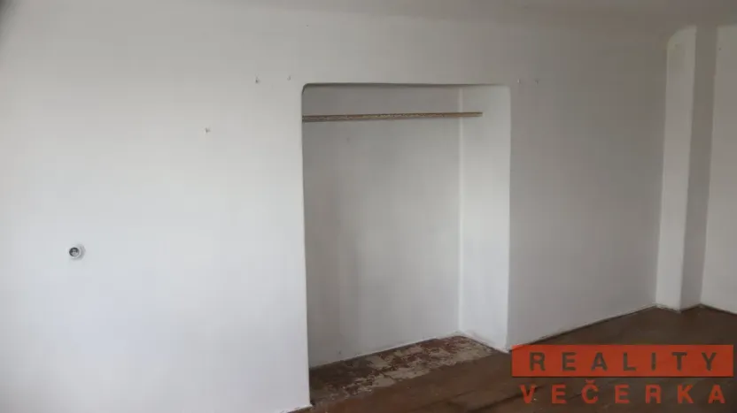 Prodej rodinného domu, Chrást, Kolmá, 180 m2
