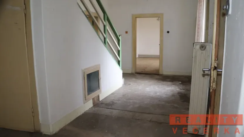Prodej rodinného domu, Chrást, Kolmá, 180 m2