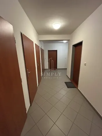Pronájem bytu 2+kk, Praha - Zličín, Tvrdonická, 64 m2