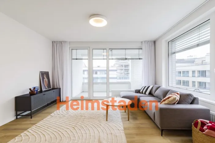 Pronájem bytu 3+kk, Praha - Holešovice, U Pergamenky, 85 m2