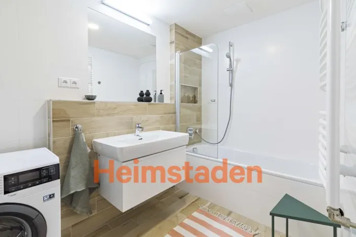 Pronájem bytu 3+kk, Praha - Holešovice, U Pergamenky, 85 m2