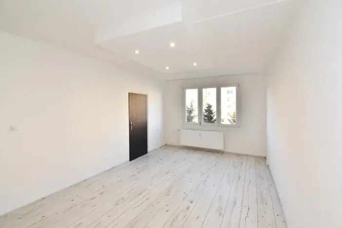 Prodej bytu 2+1, Chomutov, Skalková, 60 m2