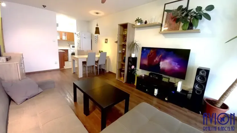 Prodej bytu 2+kk, Praha - Hloubětín, Kukelská, 46 m2