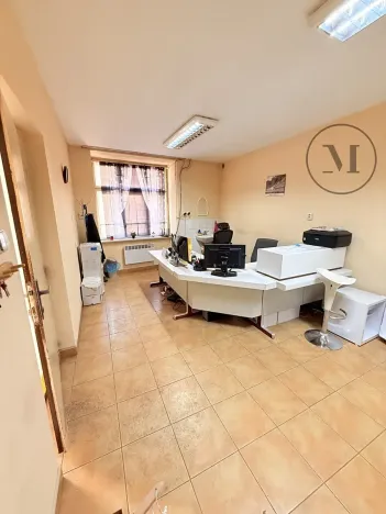 Pronájem kanceláře, Netolice, Mírové Náměstí, 19 m2