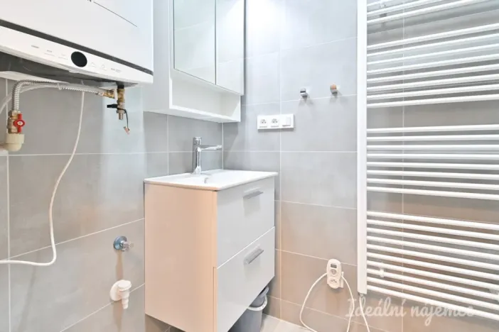 Pronájem bytu 2+kk, Brno, Družstevní, 53 m2