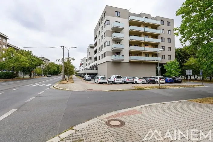 Pronájem bytu 2+kk, Plzeň, Koterovská, 49 m2