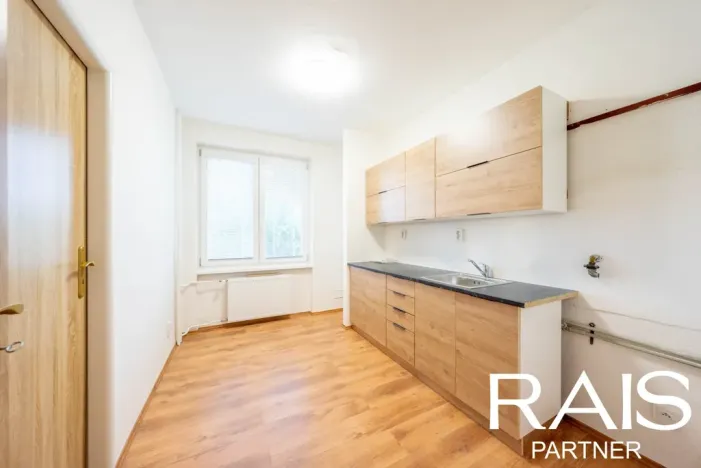 Pronájem bytu 2+1, Rosice, Komenského náměstí, 59 m2