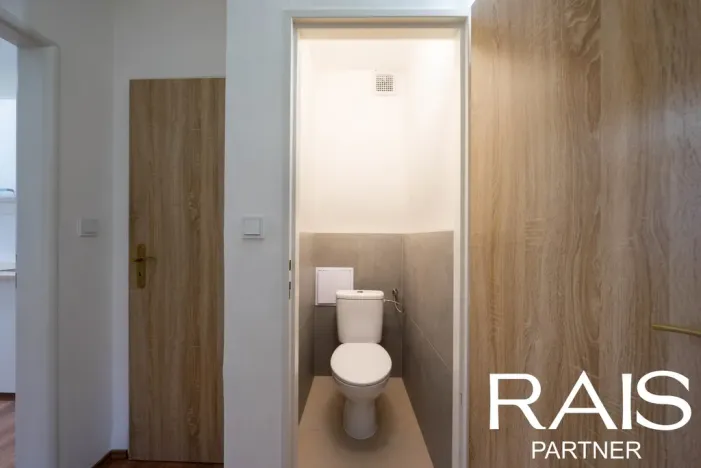 Pronájem bytu 2+1, Rosice, Komenského náměstí, 59 m2