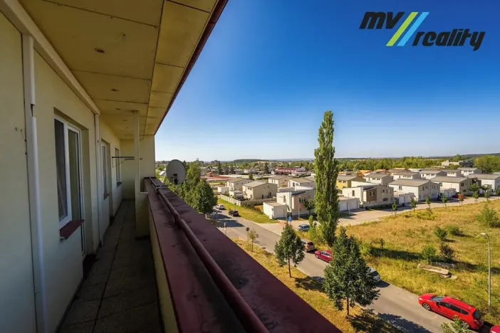 Prodej bytu 3+1, Milovice, Topolová, 77 m2