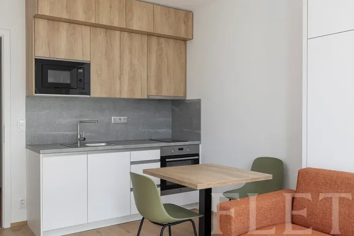 Pronájem bytu 1+kk, Praha - Chodov, Nebřenická, 33 m2