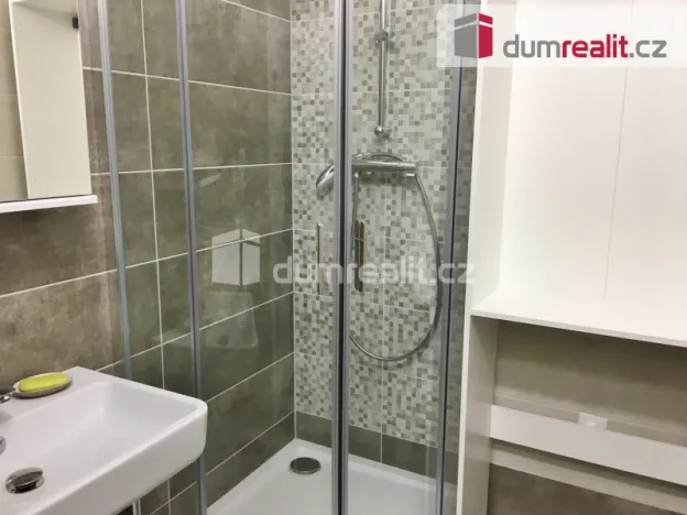 Pronájem bytu 1+1, Praha - Smíchov, Štorkánova, 34 m2