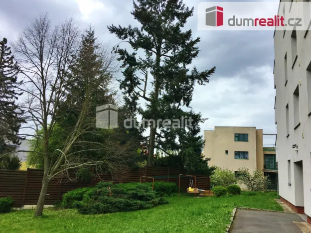 Pronájem bytu 1+1, Praha - Smíchov, Štorkánova, 34 m2